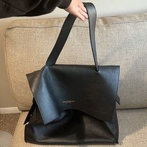 NWOT Modern Genuine Leather Tote